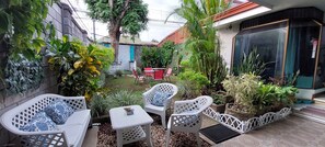 ด้านหน้าที่พัก