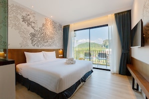 Standard King with Balcony | Rideaux occultants, Wi-Fi gratuit, draps fournis