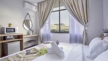 Minimalist King Suite | 1 bedroom, in-room safe, individually decorated, individually furnished