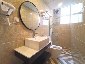 Victorian King Suite | Bathroom