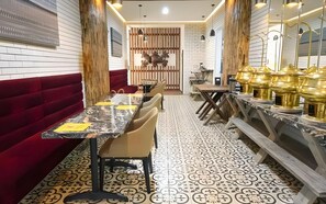 Dining - Kaberaz Luxury by Amithya (Sumenep)