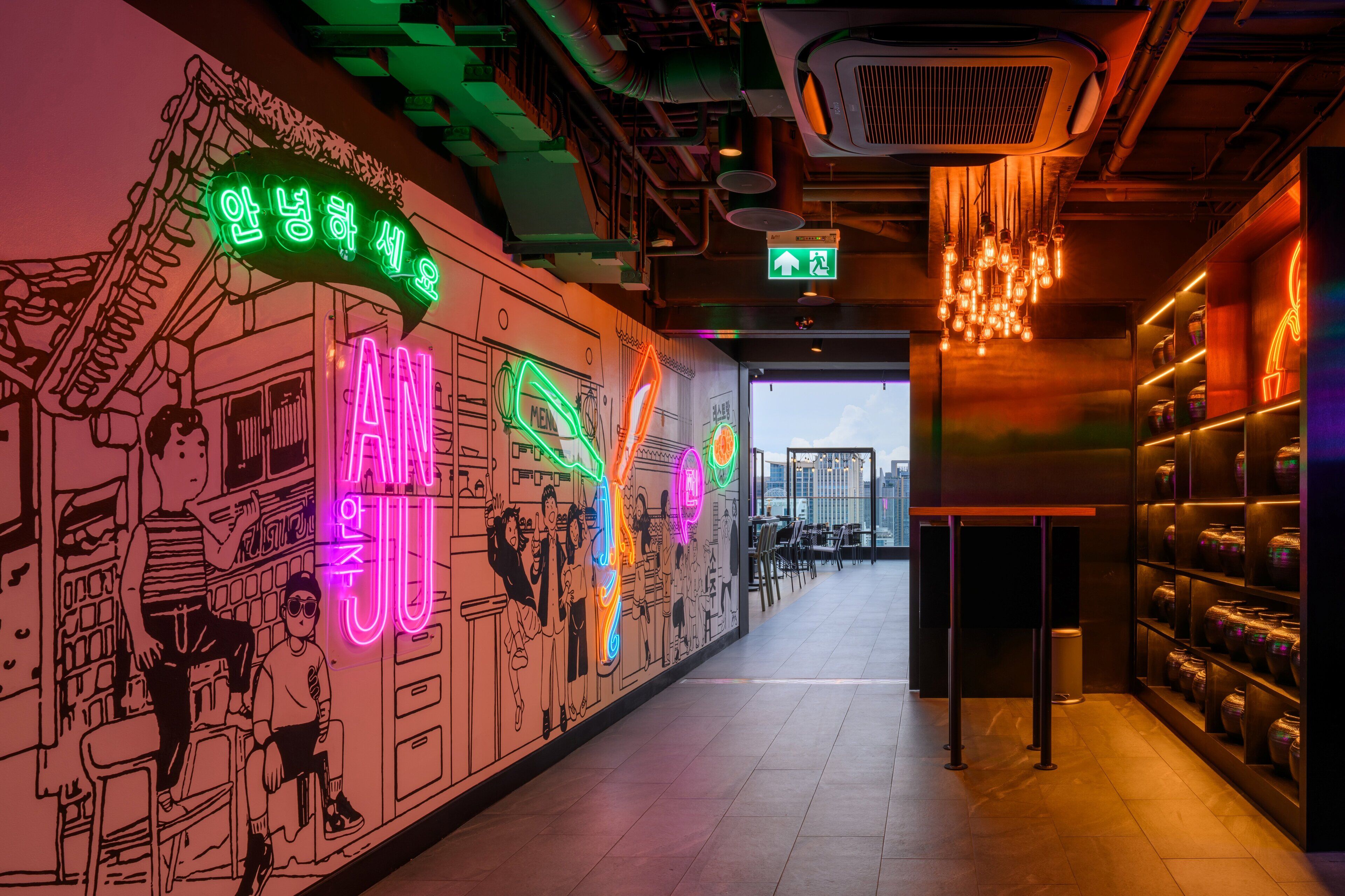 3 bars/lounges, rooftop bar