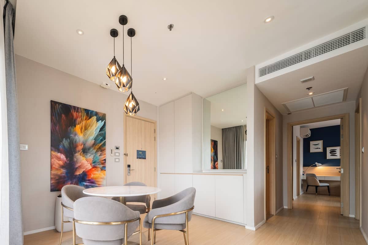 Suite, 2 Schlafzimmer, Eckzimmer (Sky) | Wohnbereich