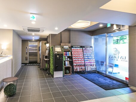Hotel Livemax Shinjuku East - Image 14