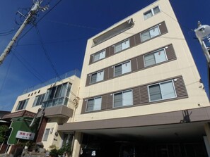 Exterior - Azuma no Yu (Nagano)