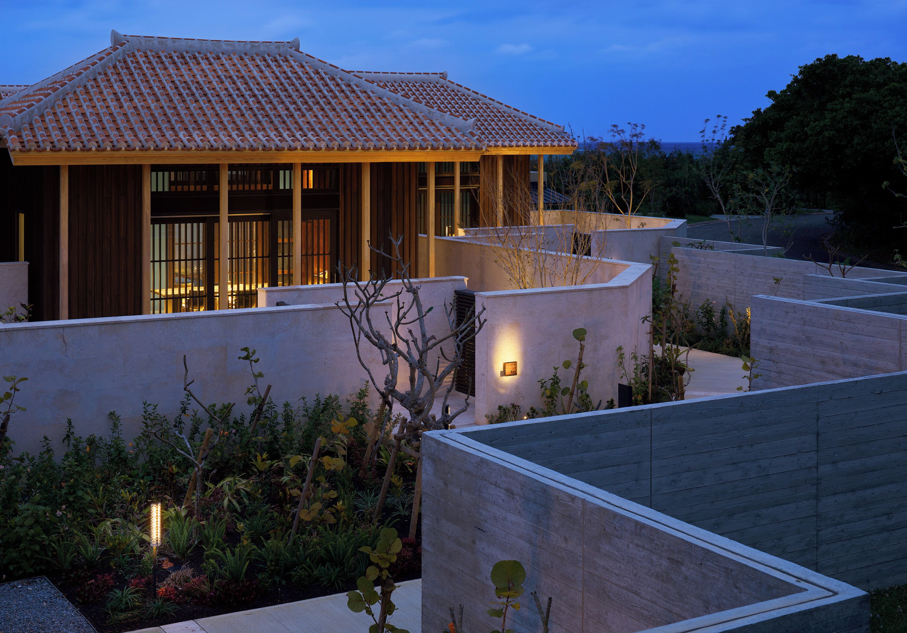 Suite Deluxe, varias camas, para no fumadores, vista al océano (Fushi, Oceanfront) | Minibar, caja de seguridad en la habitación, wifi gratis y ropa de cama 