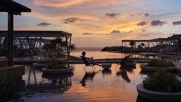 ์ผ์ธ ์์์ฅ