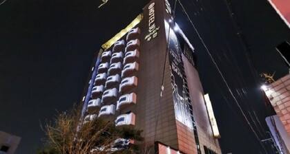 Born Hotel Cheongju