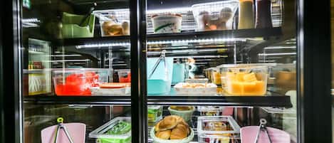Snack bar
