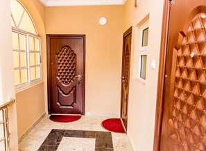 Interior entrance - Tennys Place Apartments GARKI (Abuja)