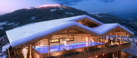 AuĂenpool, LiegestĂŒhle