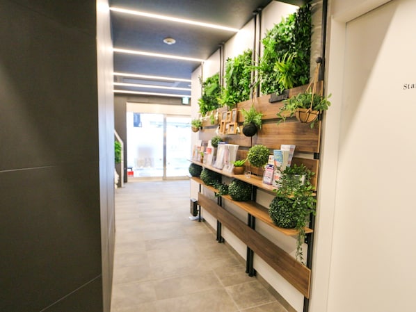 Hallway - Hotel Livemax Nihonbashi-ningyocho (Tokyo)