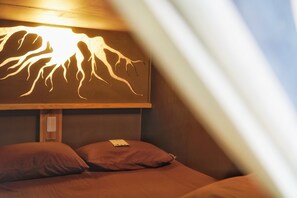 Economy-yhteismajoitus, sekamajoitus (1 Double Bed) | Ilmainen Wi-Fi, vuodevaatteet