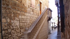 Unclassified image, 2 of 61, button - Apartment House Vitaic (Supetar)