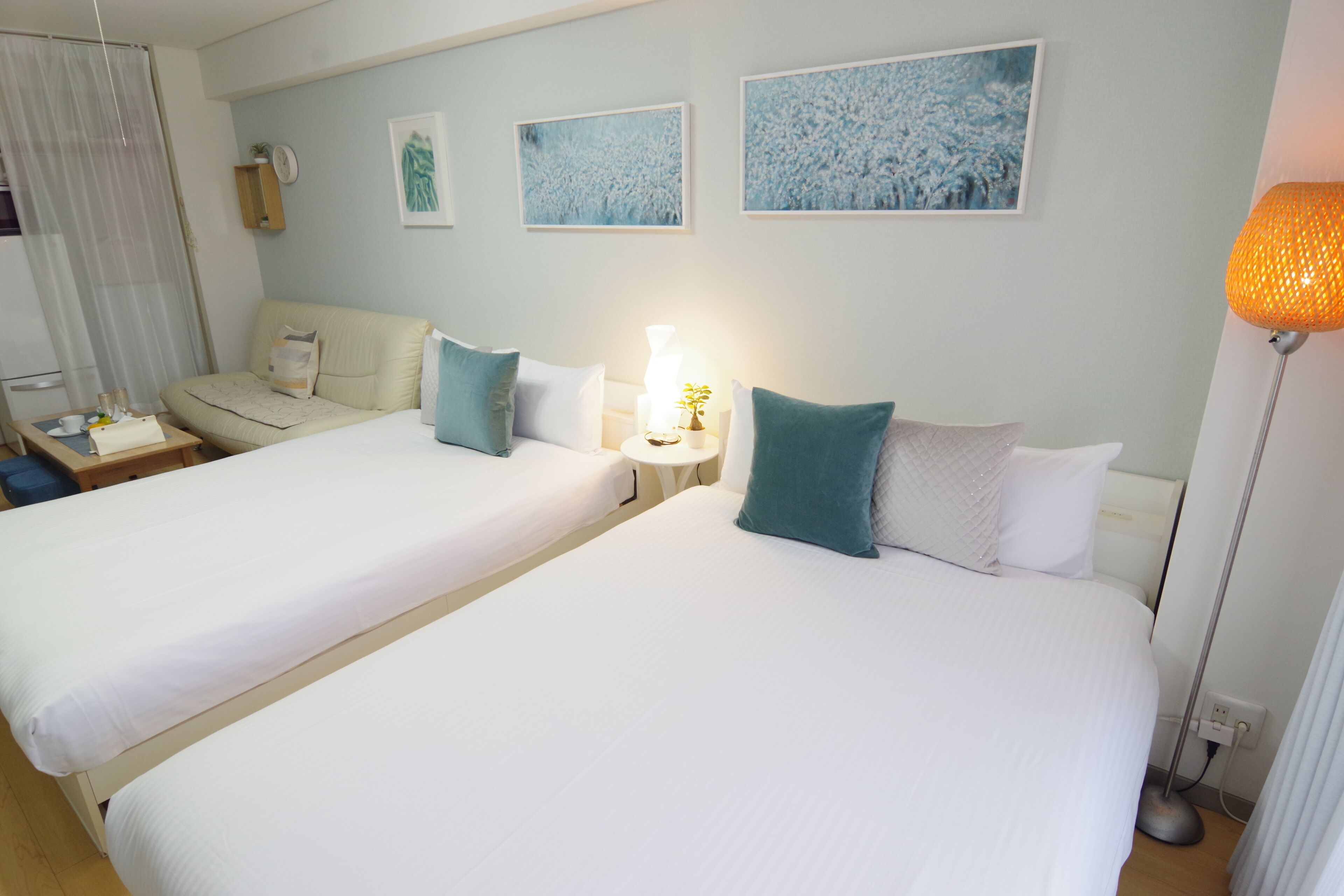 Room (705) | Desk, free WiFi, bed sheets