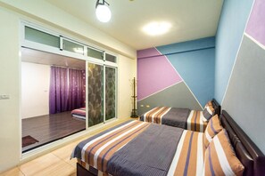 Blackout drapes, free WiFi, bed sheets - Zheng Yi Homestay (Taitung)