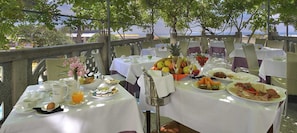 Free daily buffet breakfast - Grande Albergo Marin (Lignano Sabbiadoro)
