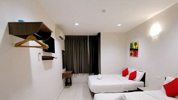 Deluxe Family Room