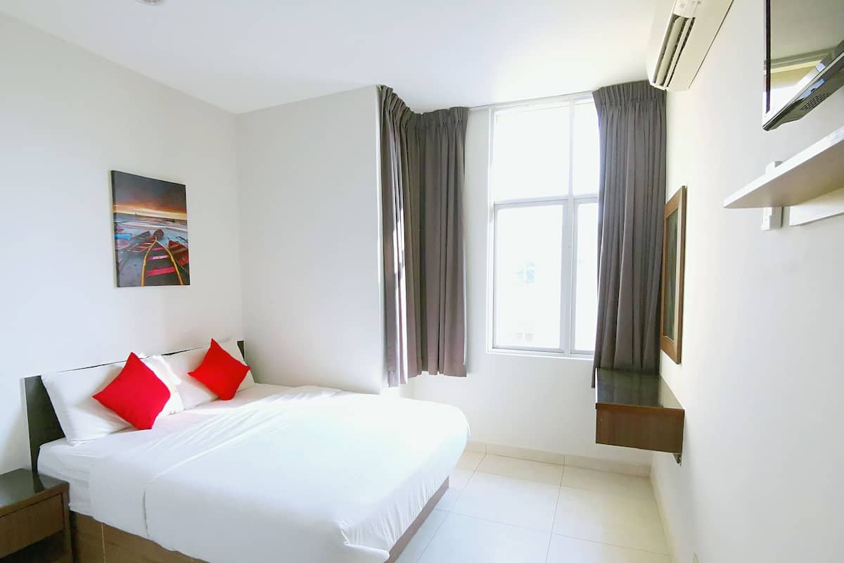 Deluxe Queen Room | 1 多间卧室、办公桌、免费 WiFi