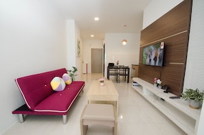 Living area - ITCC Manhattan Suites (Kota Kinabalu)