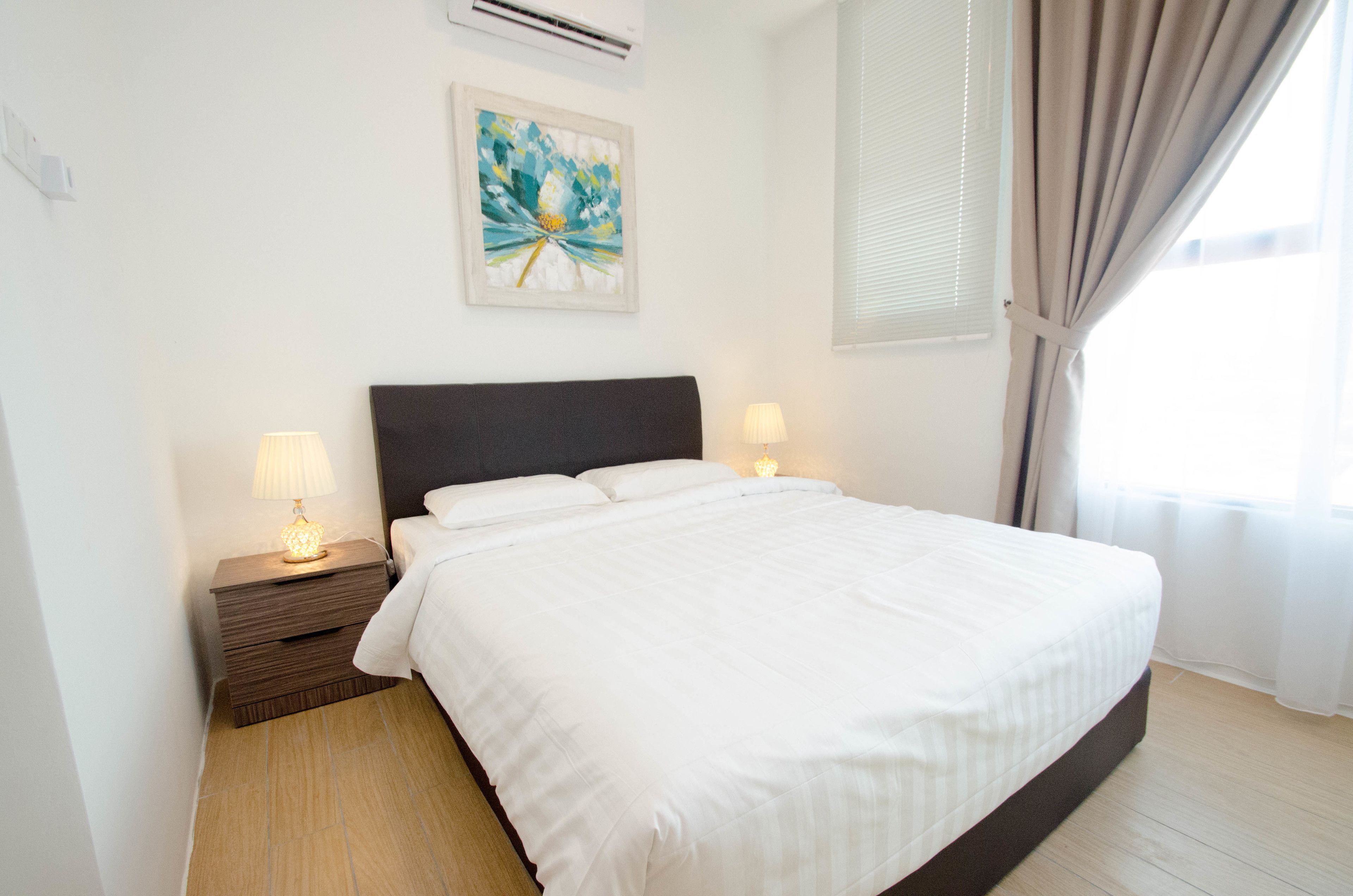 Suite | 2 bedrooms, premium bedding, iron/ironing board, free WiFi