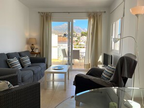 TV - Nerja Paradise Rentals - Villa Zafiro (Nerja)