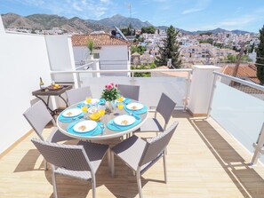 Outdoor dining - Nerja Paradise Rentals - Villa Zafiro (Nerja)
