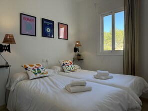 2 Schlafzimmer, Zimmersafe, Bügeleisen/Bügelbrett, Reisekinderbett
