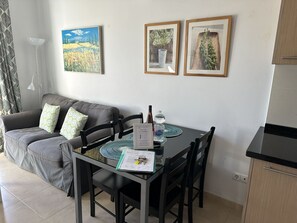 Dining - Nerja Paradise Rentals - Apartment Chimenea C2D (Nerja)