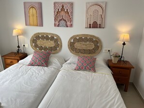 3 Schlafzimmer, Zimmersafe, Bügeleisen/Bügelbrett, Reisekinderbett