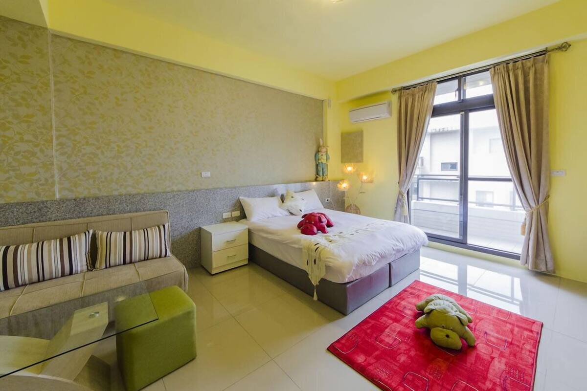 Minibar, individually furnished, blackout curtains, soundproofing