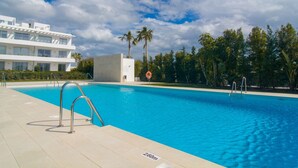 Unclassified image, 5 of 38, button - Luxury 4-Bed Golf & Beach Oasis Heated Pool & Huge Terrace in Belaire (Estepona)