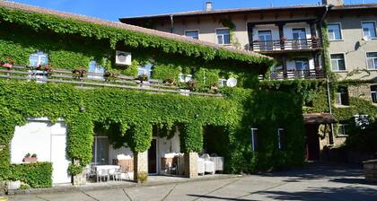 Balneo Hotel Lyulyatsi