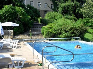 Seasonal outdoor pool - Balneo Hotel Lyulyatsi (Gabrovo)