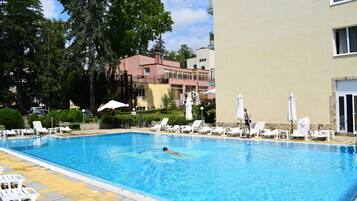 Indoor pool, seasonal outdoor pool