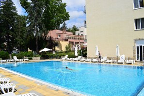Indoor pool, seasonal outdoor pool