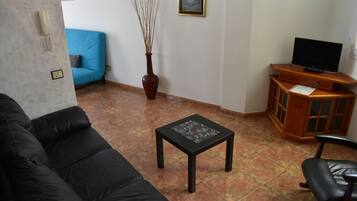 Schreibtisch, laptopgeeigneter Arbeitsplatz, VerdunkelungsvorhÀnge