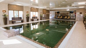 Indoor pool, outdoor pool, pool umbrellas, sun loungers - TAOR Karpaty (Lastivka)