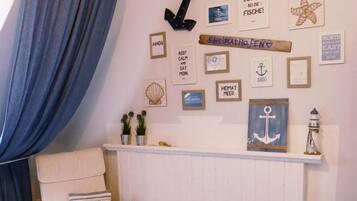 Einzelzimmer, Gemeinschaftsbad (NordNest) | Allergikerbettwaren, individuell dekoriert, individuell eingerichtet