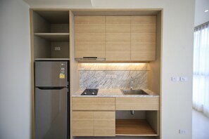 Two Bedroom Front Seaview | Private kitchenette | Fridge, microwave, stovetop, electric kettle - Rocco Aonang Krabi (Krabi)