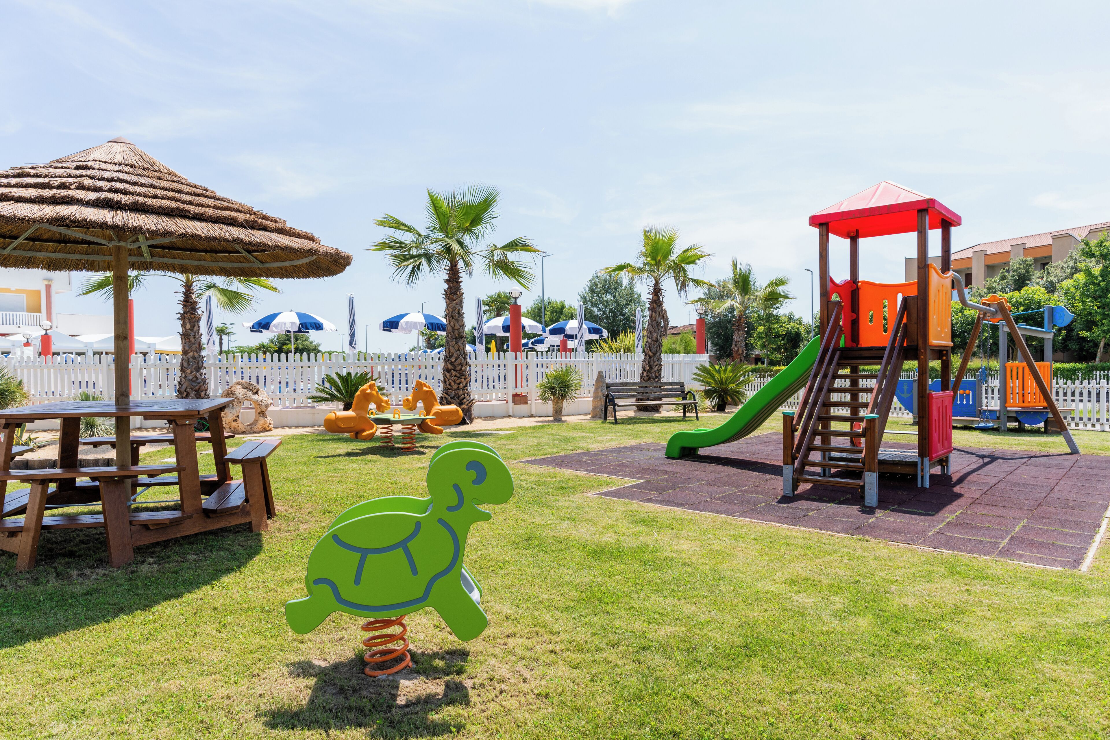 Children’s play area – outdoor