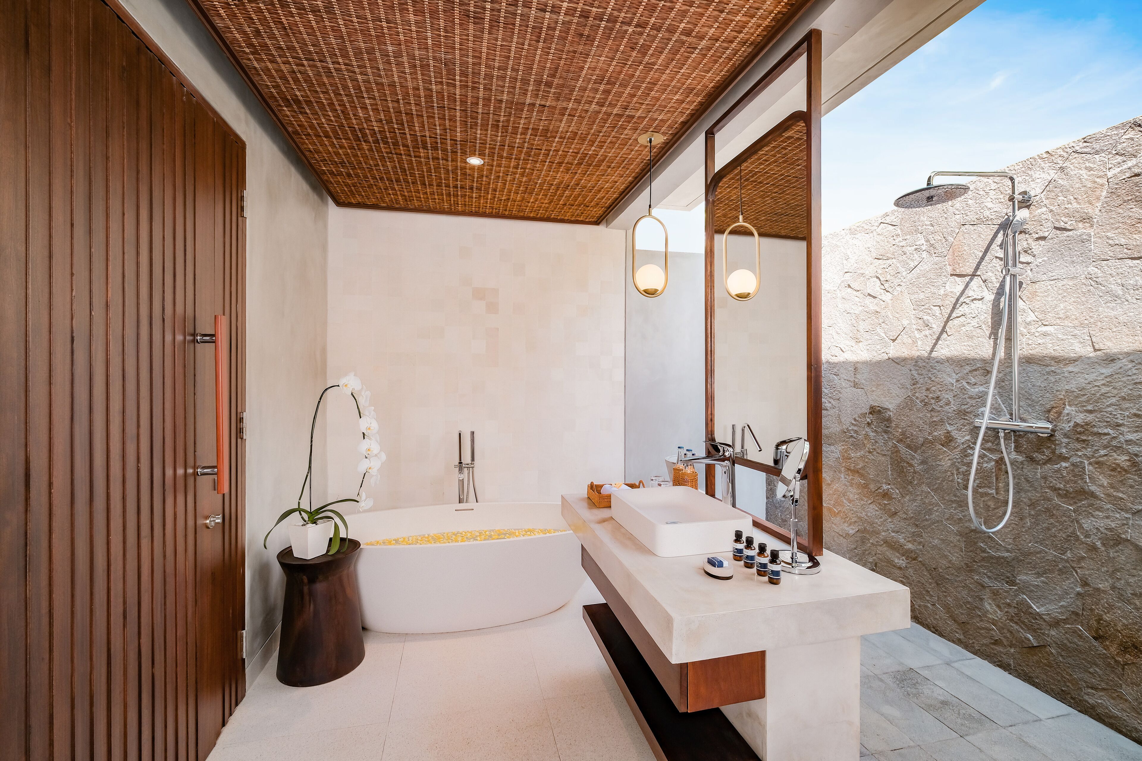 One Bedroom Pool Villa | Bathroom