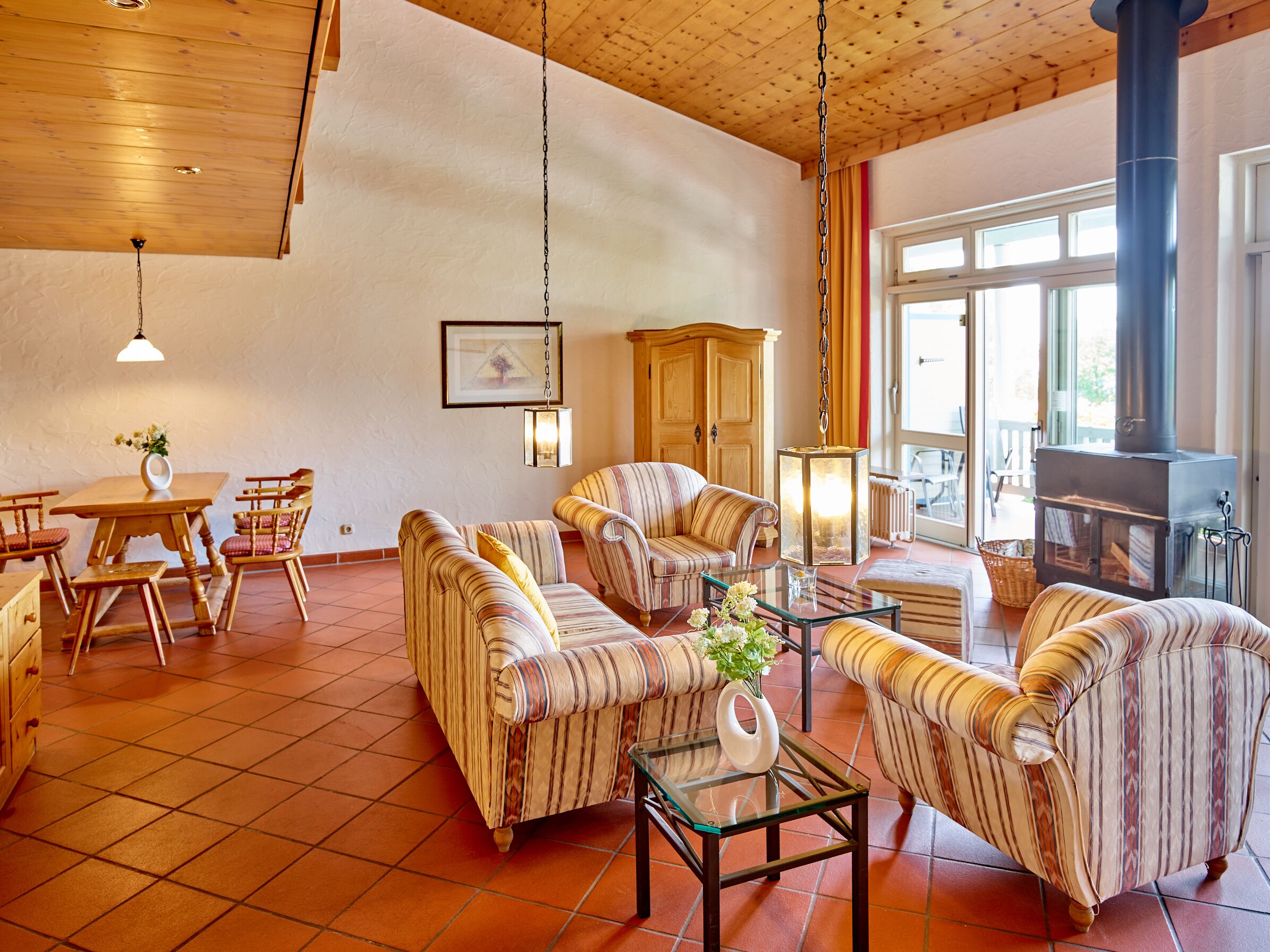 Suite (Rottal) | Area soggiorno | TV a schermo piatto 32 pollici con canali satellitari, TV