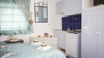 In-room safe, free cots/infant beds, free WiFi, bed sheets