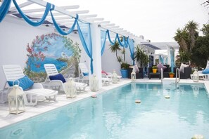 Seasonal outdoor pool - Amaryllis Studios (Mykonos)
