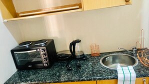 Unclassified image, 4 of 13, button - Royaltics Place (Randburg)