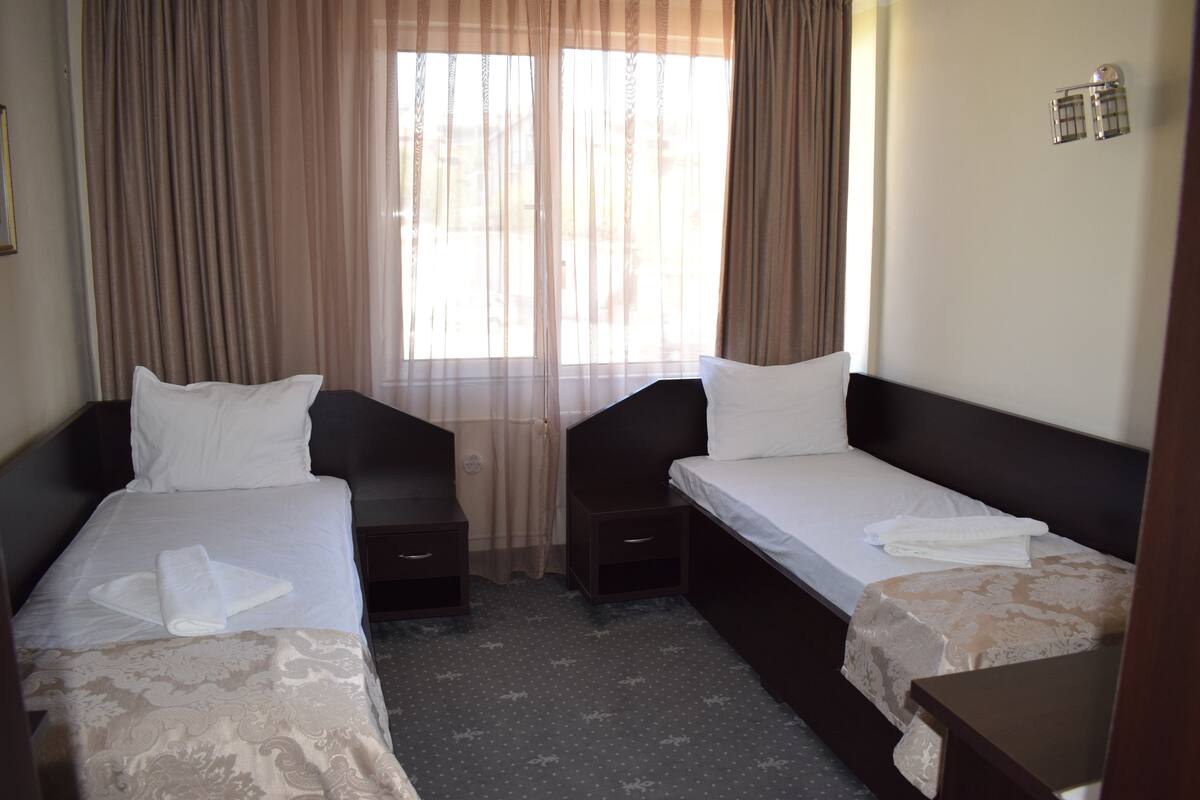 Wifi gratis y ropa de cama