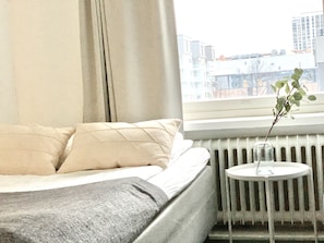 Leilighet – city, badstue | 1 soverom, blendingsgardiner, strykejern/-brett og wi-fi (inkludert)