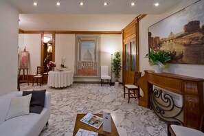 Sala de estar en el lobby