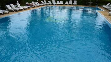 Indoor pool, seasonal outdoor pool